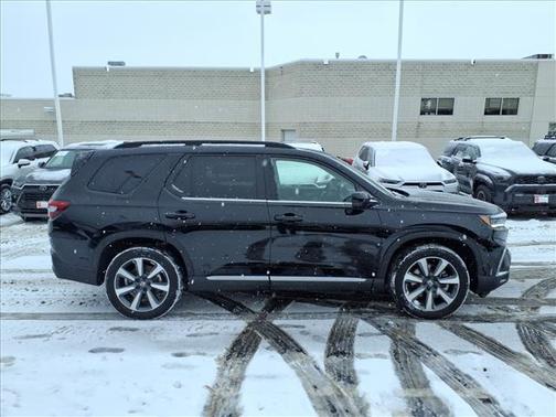 2025 Honda Pilot Elite