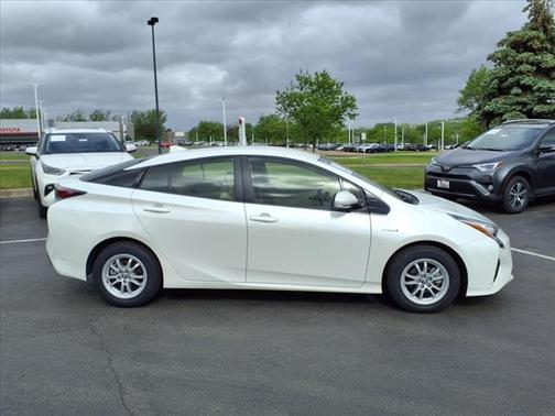 2017 Toyota Prius Three