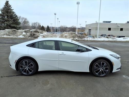 2024 Toyota Prius XLE