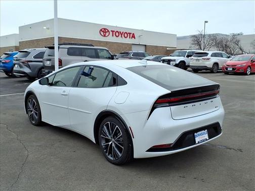 2024 Toyota Prius XLE