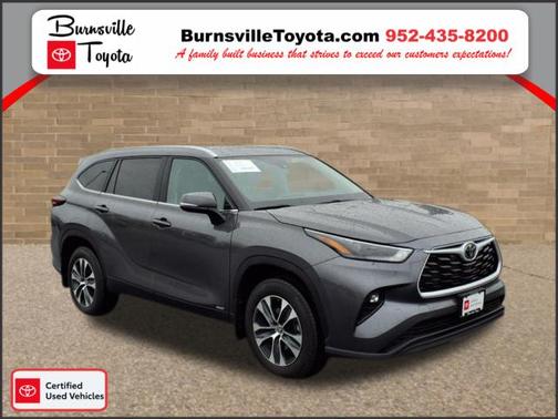 2025 Toyota Highlander Hybrid XLE