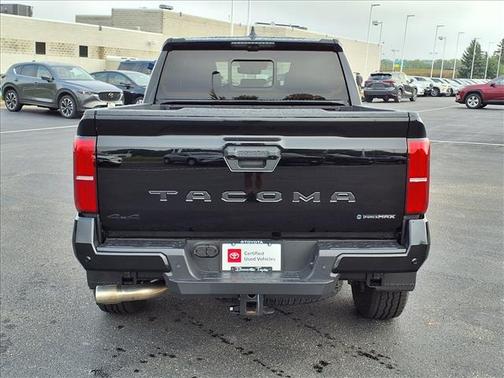 2025 Toyota Tacoma Hybrid TRD HYBR