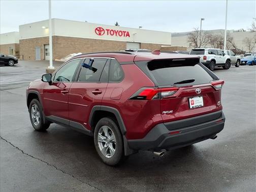 2025 Toyota RAV4 Hybrid XLE