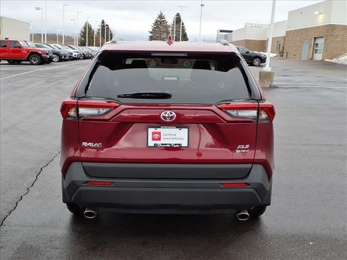 2025 Toyota RAV4 Hybrid XLE