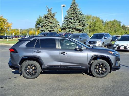 2023 Toyota RAV4 Hybrid SE