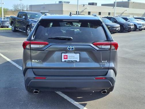 2021 Toyota RAV4 Hybrid XLE
