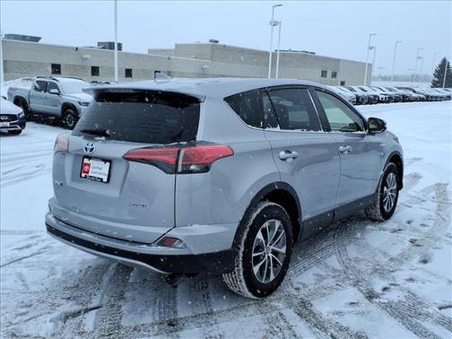 2018 Toyota RAV4 Hybrid LE