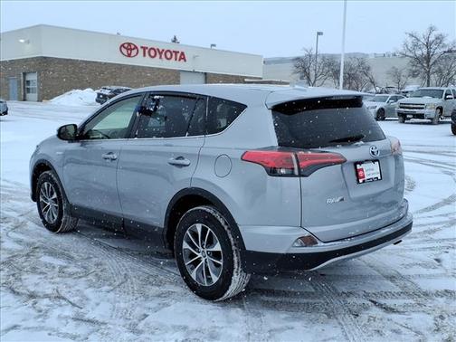 2018 Toyota RAV4 Hybrid LE