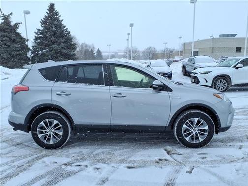 2018 Toyota RAV4 Hybrid LE
