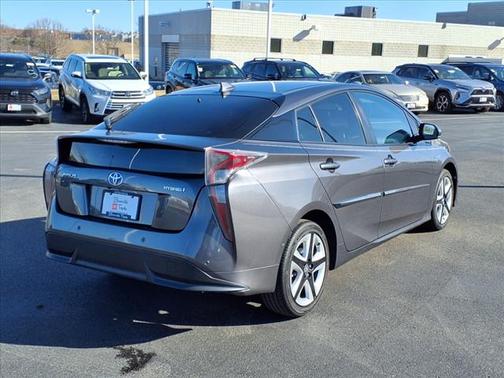 2018 Toyota Prius Four Touring