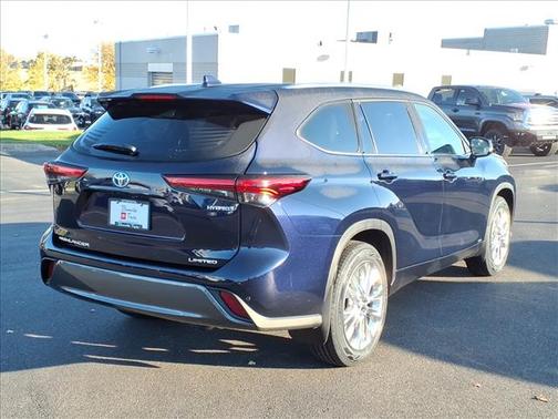 2023 Toyota Highlander Hybrid Limited