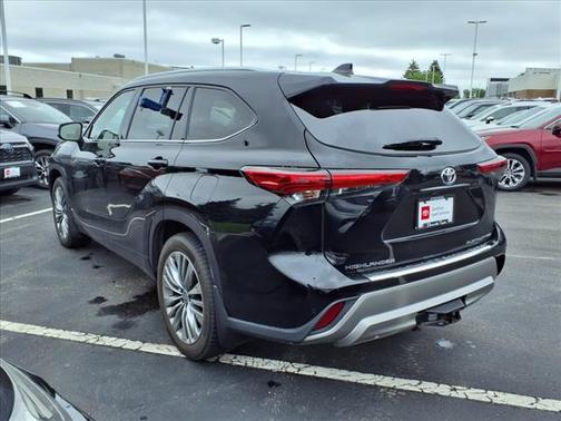 2021 Toyota Highlander Platinum