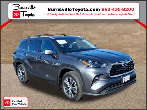 2022 Toyota Highlander Hybrid XLE