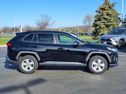 2019 Toyota RAV4 Hybrid LE
