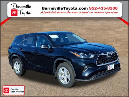 2022 Toyota Highlander LE