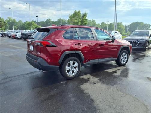 2020 Toyota RAV4 Hybrid LE