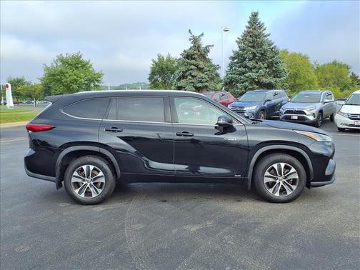 2021 Toyota Highlander Hybrid XLE