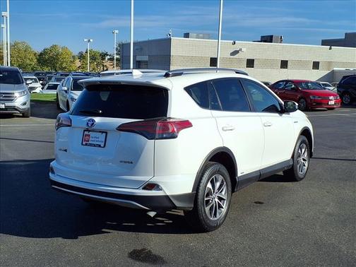 2018 Toyota RAV4 Hybrid LE