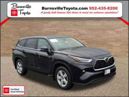 2022 Toyota Highlander LE