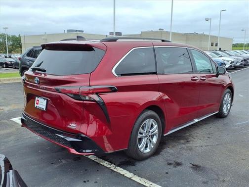 2023 Toyota Sienna XSE
