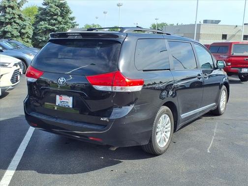 2014 Toyota Sienna XLE