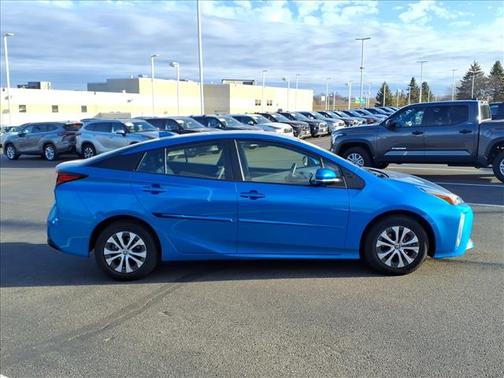 2022 Toyota Prius XLE