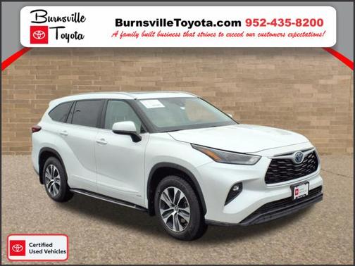2023 Toyota Highlander Hybrid XLE