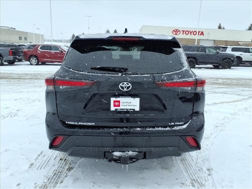 2024 Toyota Highlander LE