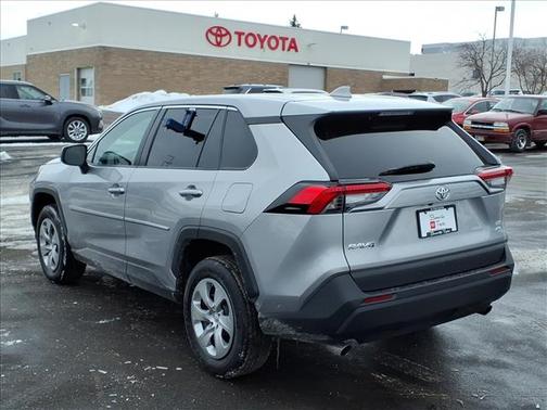 2023 Toyota RAV4 LE