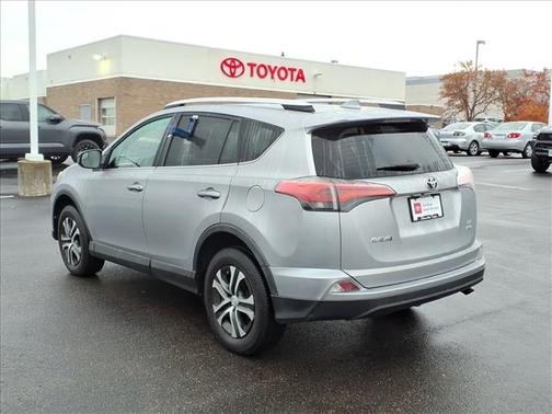 2016 Toyota RAV4 LE
