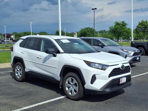 2022 Toyota RAV4 LE
