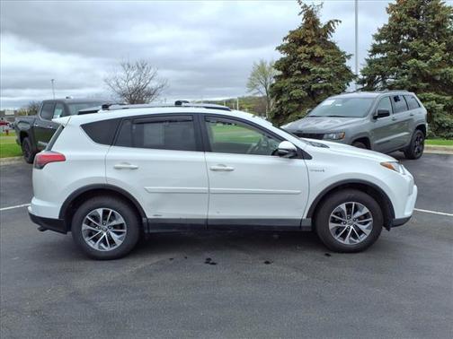 2018 Toyota RAV4 Hybrid XLE