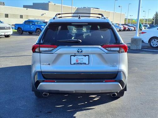 2022 Toyota RAV4 Hybrid XSE