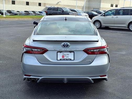 2021 Toyota Camry Hybrid XSE