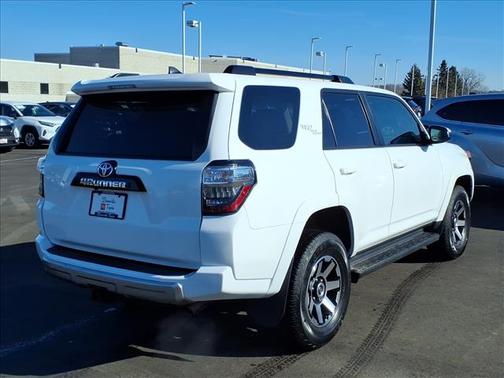 2024 Toyota 4Runner TRD Off Road