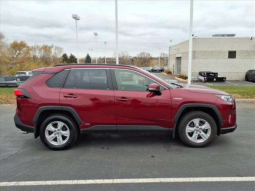 2020 Toyota RAV4 Hybrid XLE