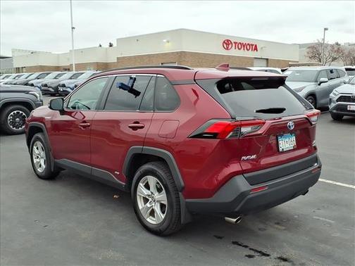 2020 Toyota RAV4 Hybrid XLE