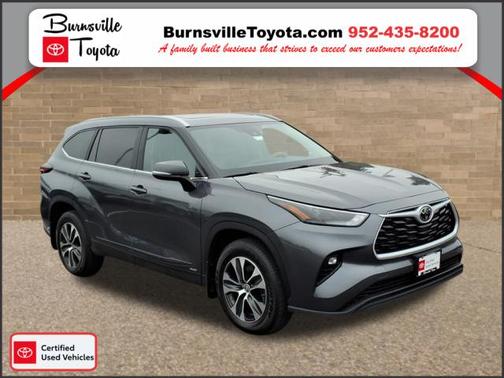 2025 Toyota Highlander Hybrid XLE