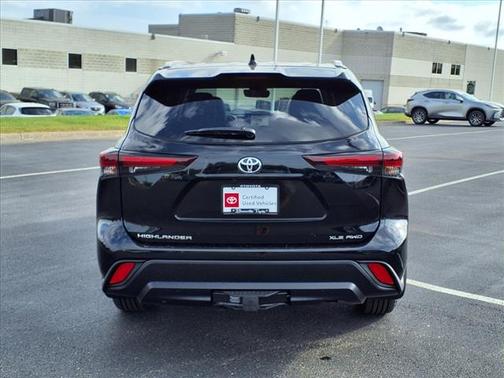 2025 Toyota Highlander XLE