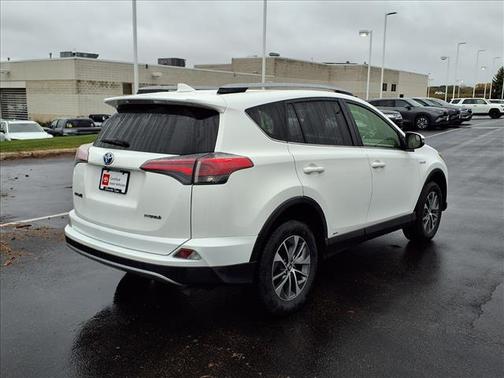 2018 Toyota RAV4 Hybrid LE
