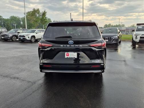2021 Toyota Sienna