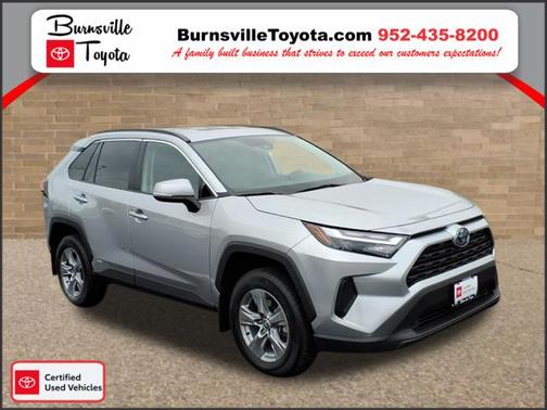 2022 Toyota RAV4 Hybrid XLE