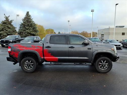 2017 Toyota Tundra SR5