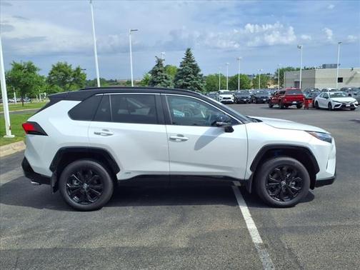 2024 Toyota RAV4 Hybrid XSE