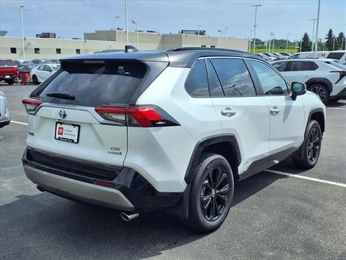 2024 Toyota RAV4 Hybrid XSE