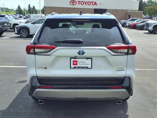 2024 Toyota RAV4 Hybrid XSE