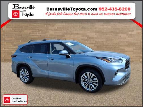 2024 Toyota Highlander Platinum
