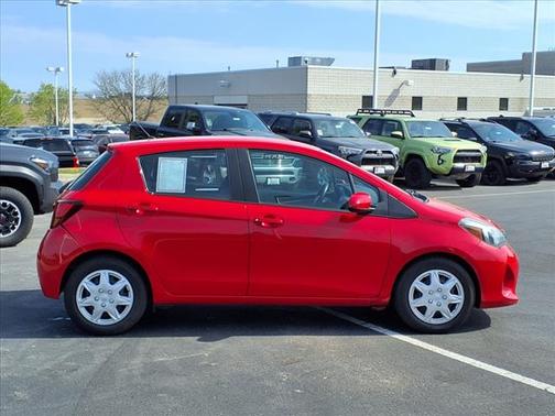 2015 Toyota Yaris L