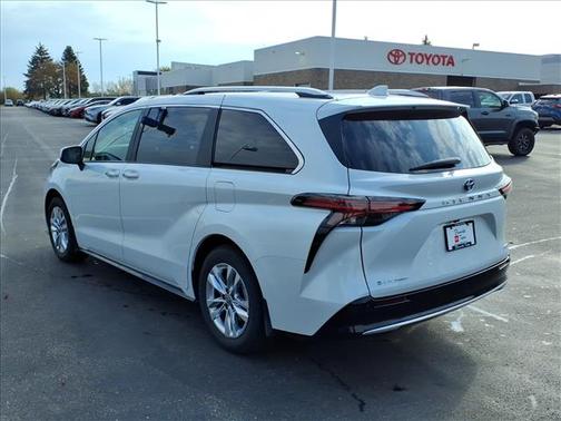 2025 Toyota Sienna Limited