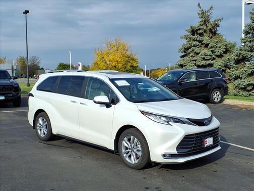 2025 Toyota Sienna Limited